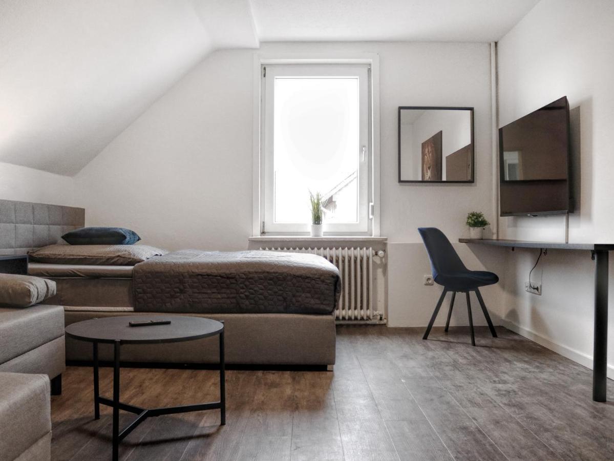Lightplace • Groessere Gruppen • 4 Einzelzimmer • Boxspring • Smart Tv • Biergarten • Restaurant 布伦瑞克 外观 照片