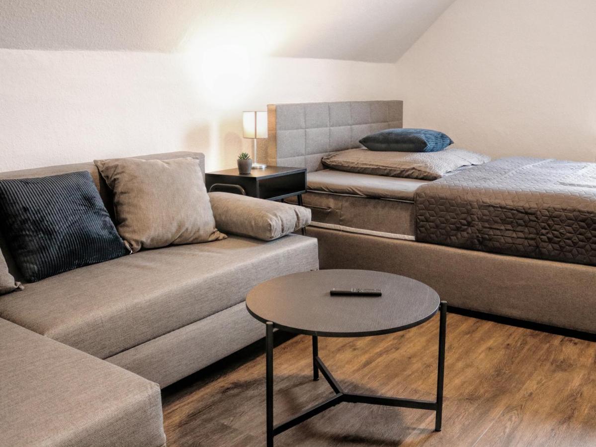 Lightplace • Groessere Gruppen • 4 Einzelzimmer • Boxspring • Smart Tv • Biergarten • Restaurant 布伦瑞克 外观 照片
