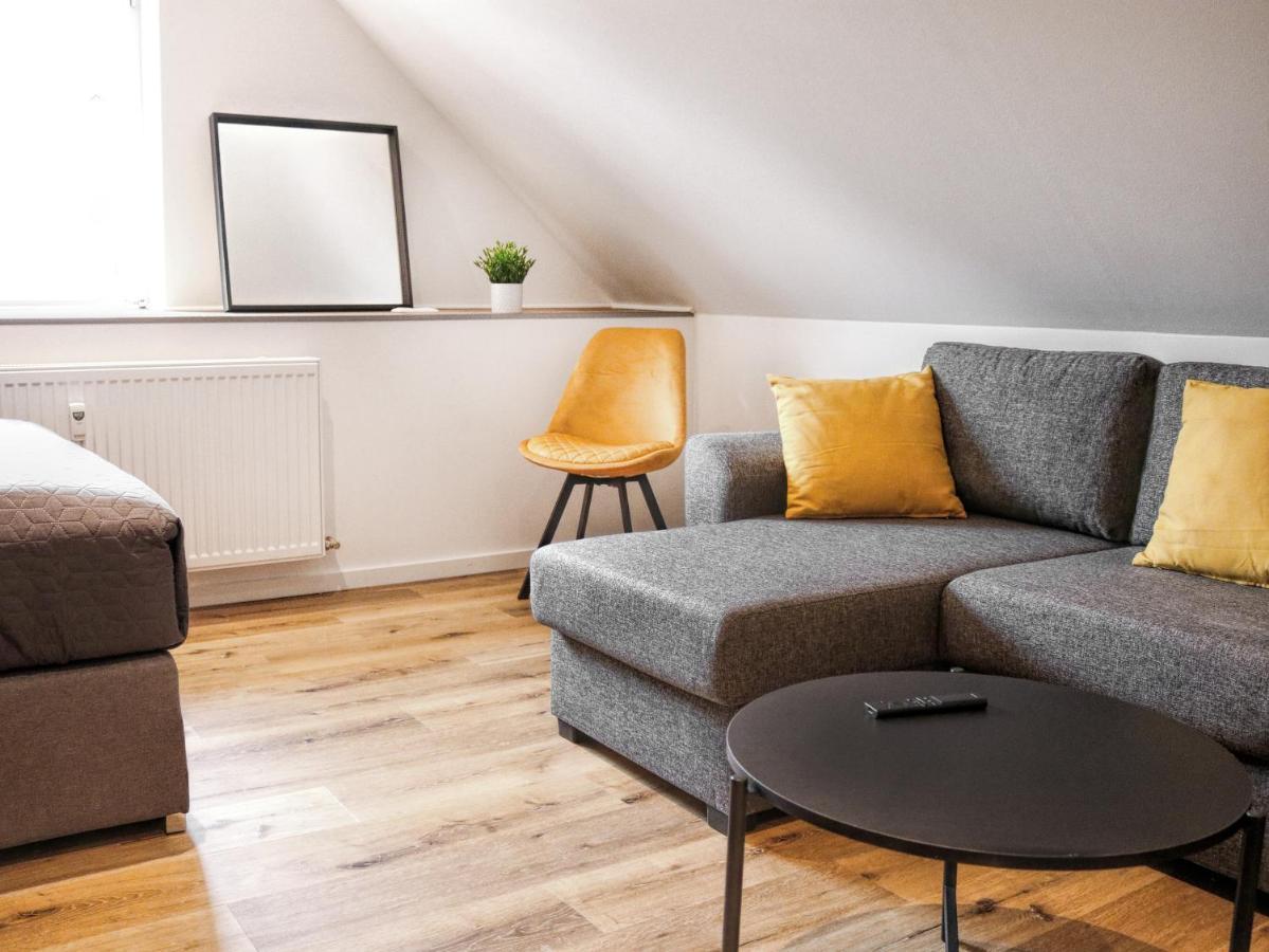 Lightplace • Groessere Gruppen • 4 Einzelzimmer • Boxspring • Smart Tv • Biergarten • Restaurant 布伦瑞克 外观 照片