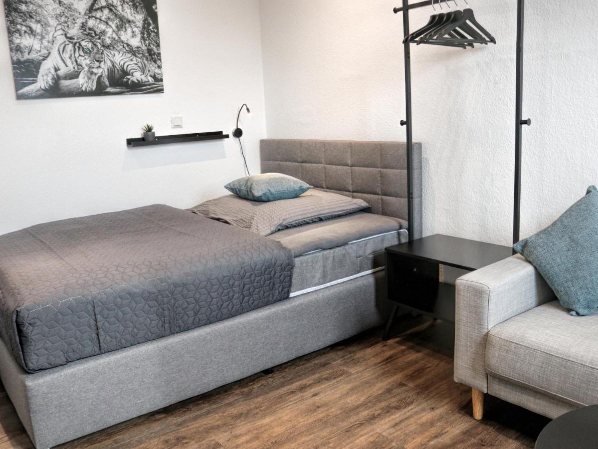 Lightplace • Groessere Gruppen • 4 Einzelzimmer • Boxspring • Smart Tv • Biergarten • Restaurant 布伦瑞克 外观 照片